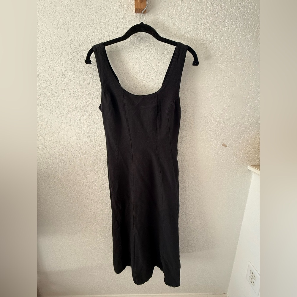 Sincerely Jules Black Scoop-Neck Maxi Dress